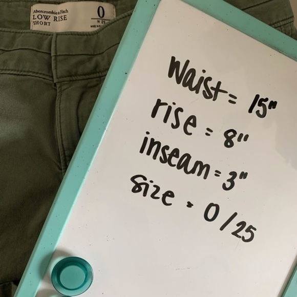 Abercrombie‎ & Fitch army green shorts 0 - Picture 3 of 3